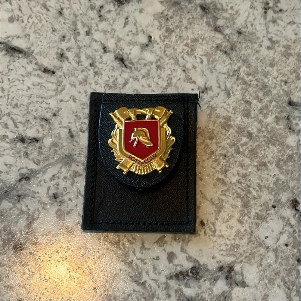 Rotterdam Leather Medallion Money Clip